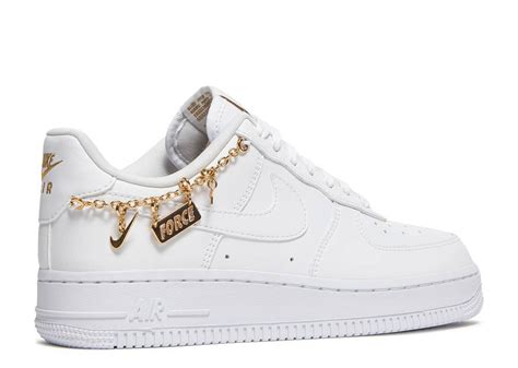 nike air force mit gold kette